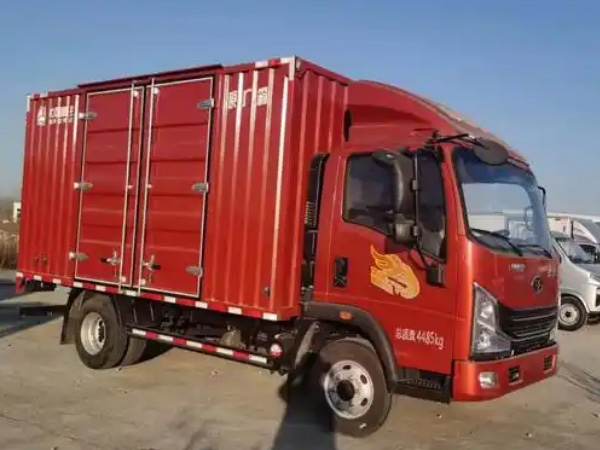 蘭州物流貨車(chē)4.2米箱式貨車(chē)