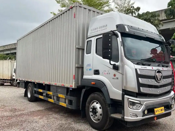 蘭州物流貨車(chē)7.2米箱式貨車(chē)